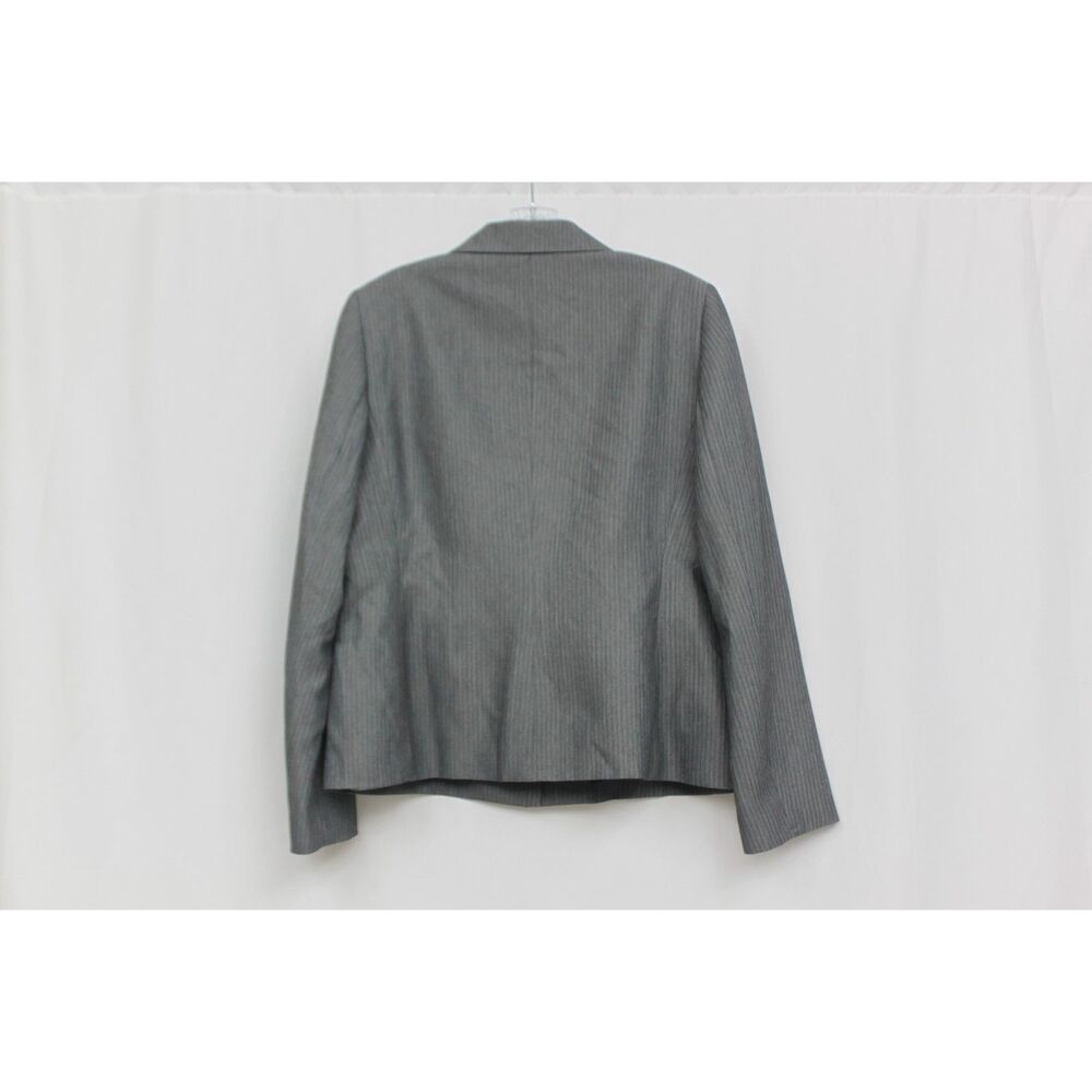 Le Suit Gray Pinstripe Blazer Size 8 Career Office Jacket